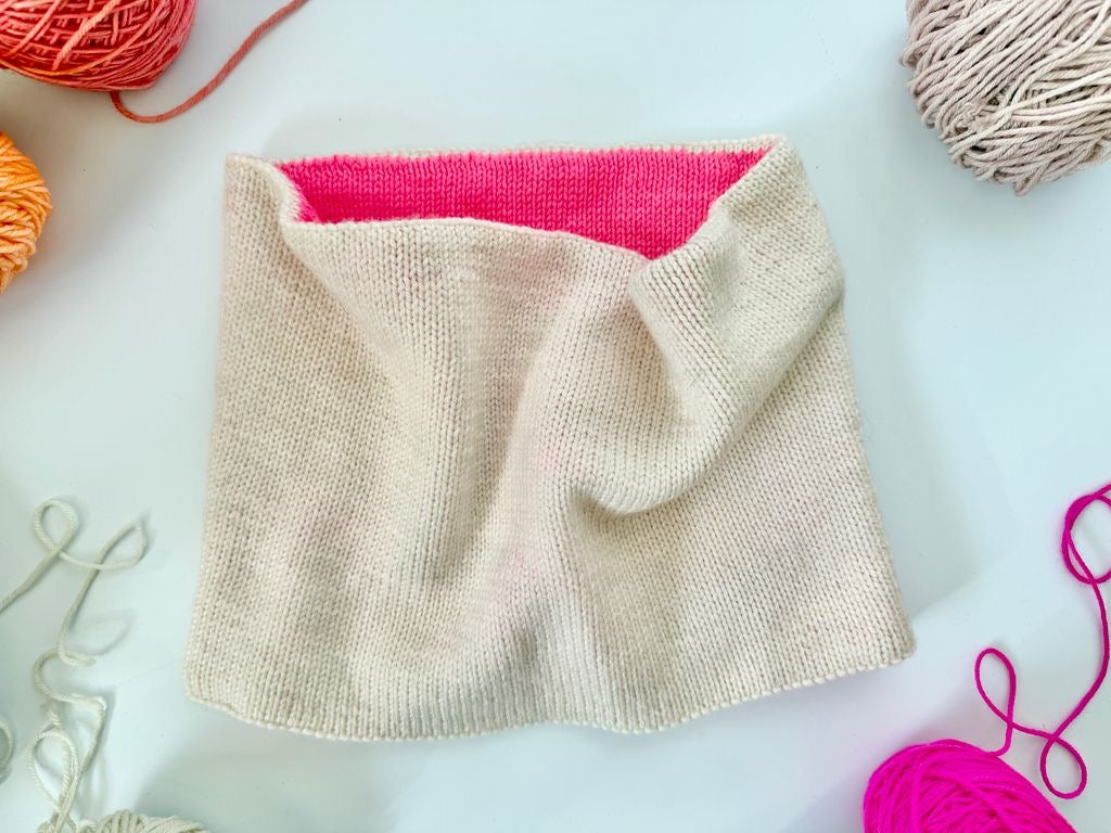 Base Doodle Reversible Cowl Pattern